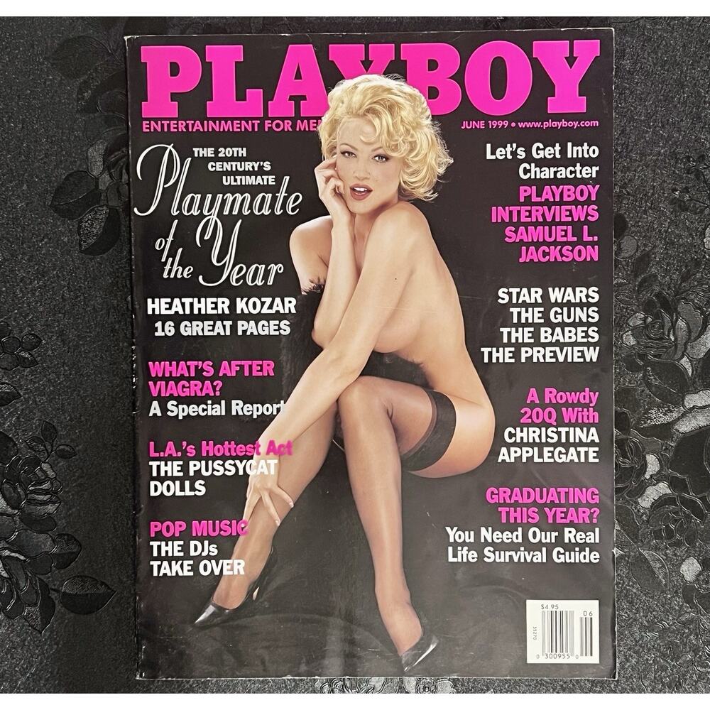 Playboy Magazine June 1999 Playmate of the Year Christina Applegate Center Fold